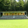 tribuna na fotbalovém hřišti